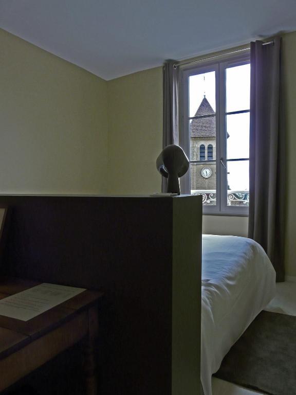 Hotel Courtille De Solutre Ruang foto